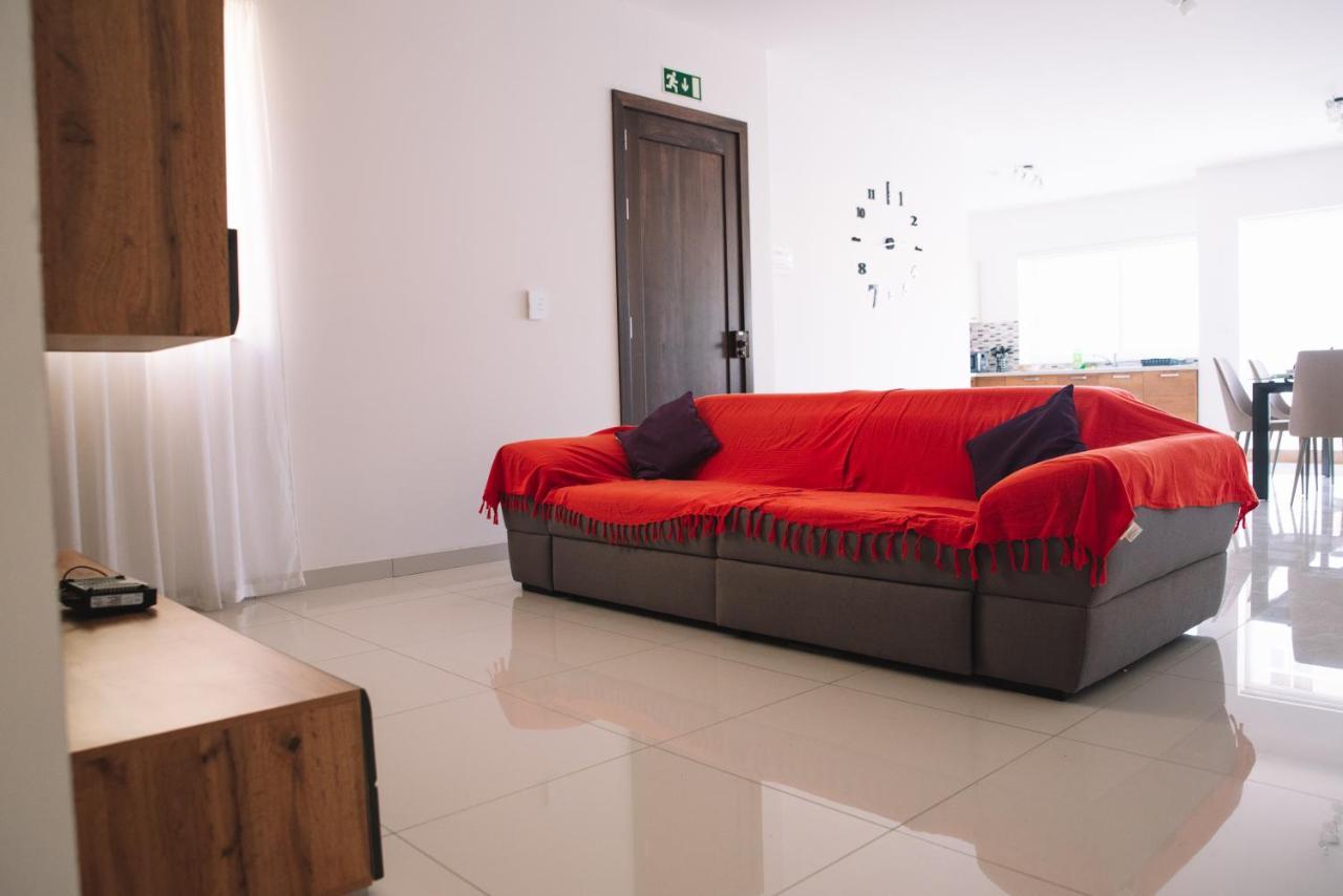 Modern 3 Bedroom With Ac Apartment Zabbar Bagian luar foto