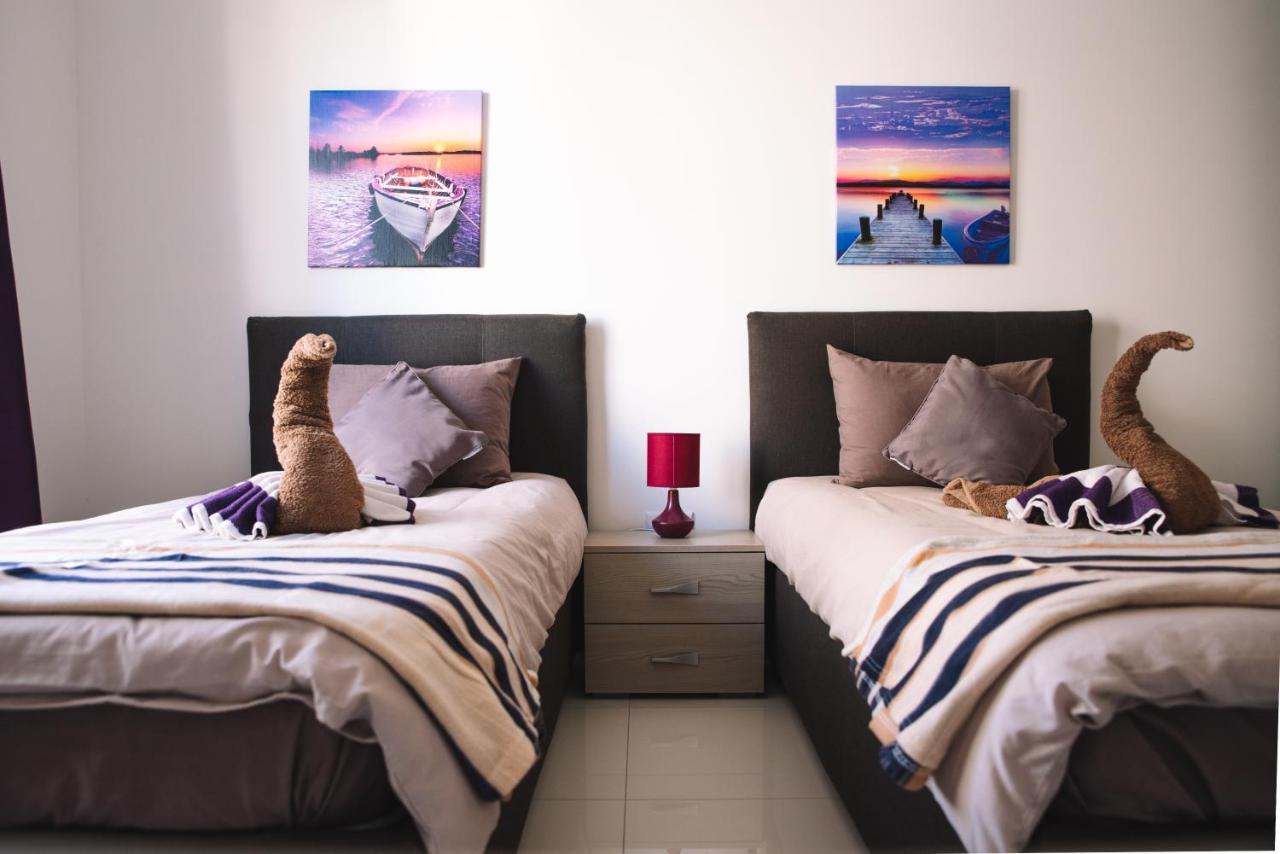 Modern 3 Bedroom With Ac Apartment Zabbar Bagian luar foto